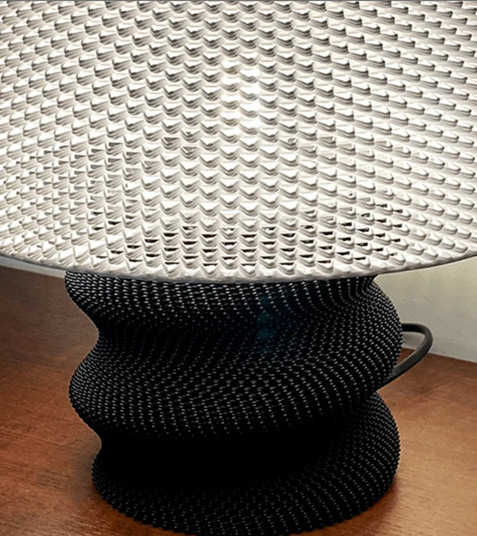 Luminária de Mesa Musho – Design Orgânico e Atmosfera Aconchegante - Criativalia