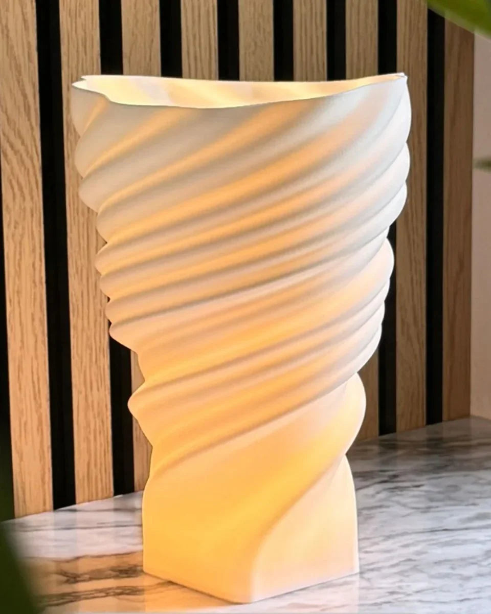 Luminária de Mesa Typhoon – Design Moderno e Sustentável - Criativalia